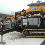 Gru cingolata effer 525 servizio gru per montaggio vetri con ventosa